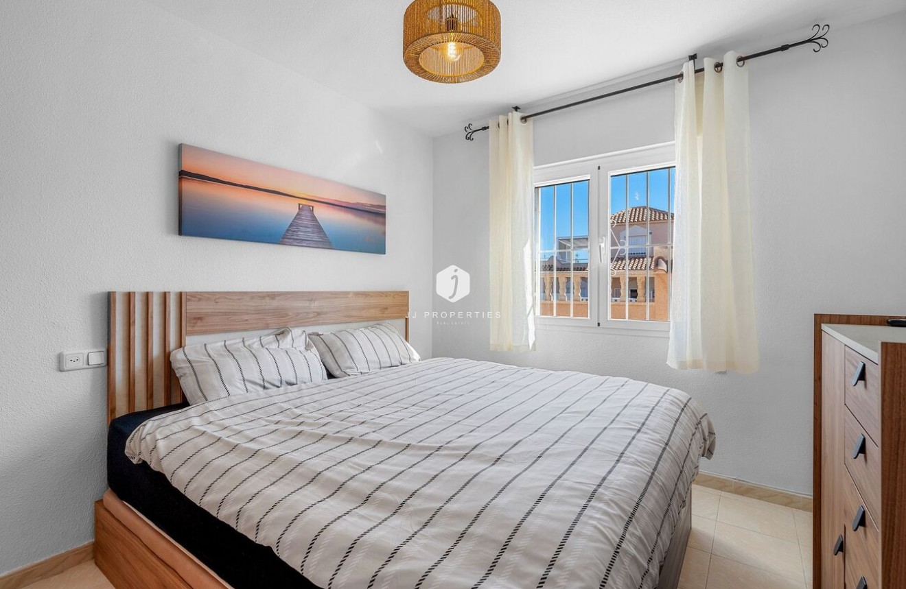 Segunda mano - Bungalow -
Torrevieja - Los Balcones