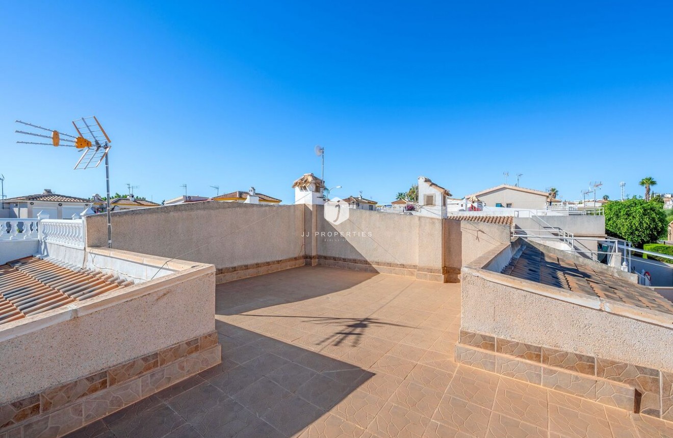 Segunda mano - Bungalow -
Torrevieja - Los Balcones