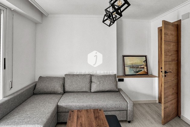 D'occasion - Appartement -
Torrevieja - Costa Blanca