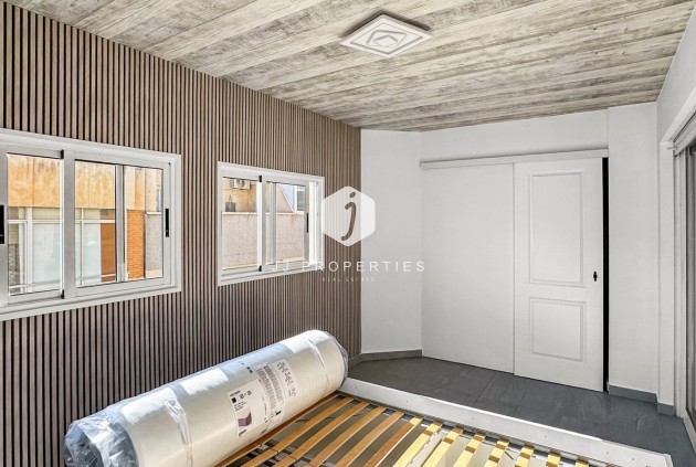D'occasion - Appartement -
Torrevieja - Costa Blanca
