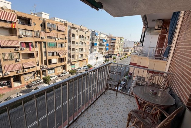 Resale - Apartment / flat -
Torrevieja - Acequion