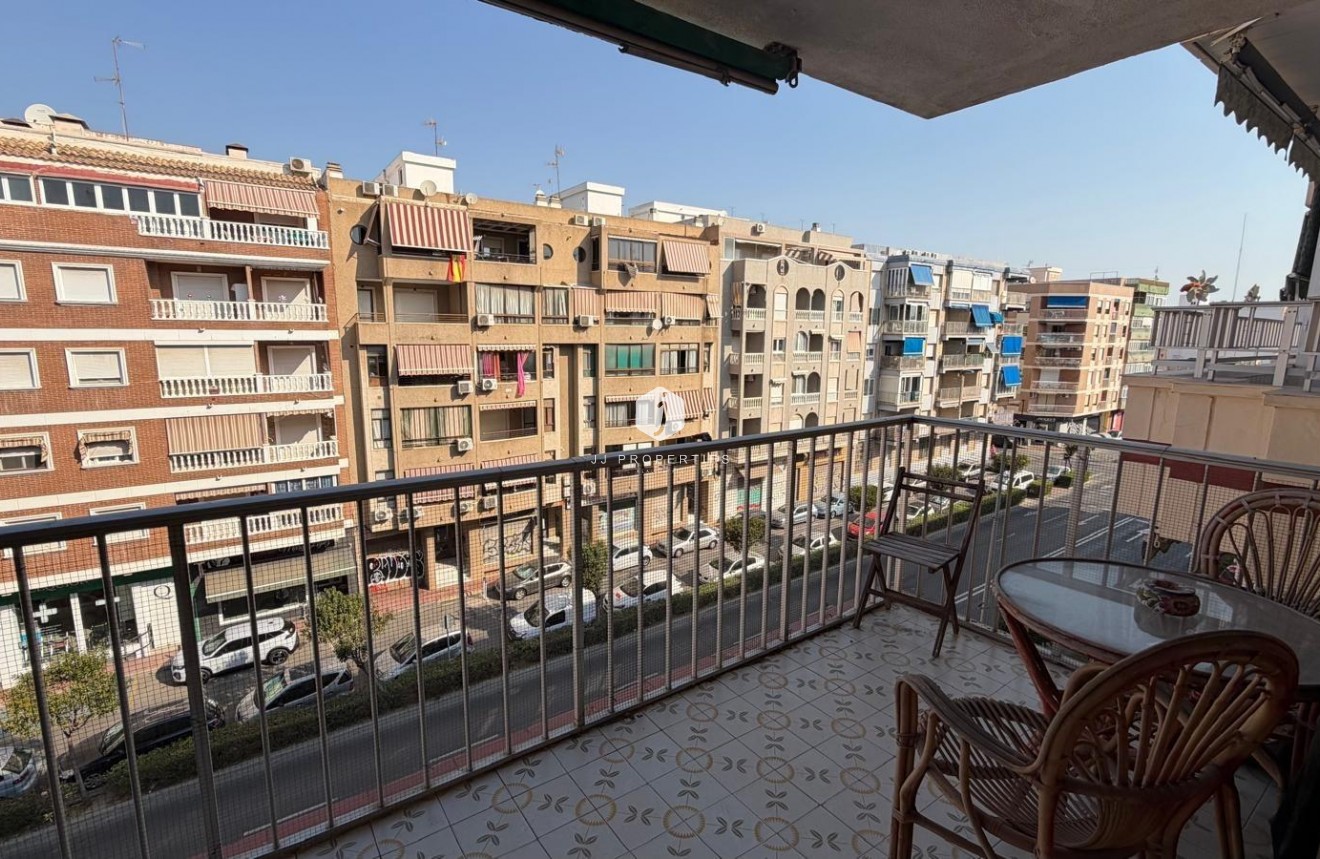 Resale - Apartment / flat -
Torrevieja - Acequion