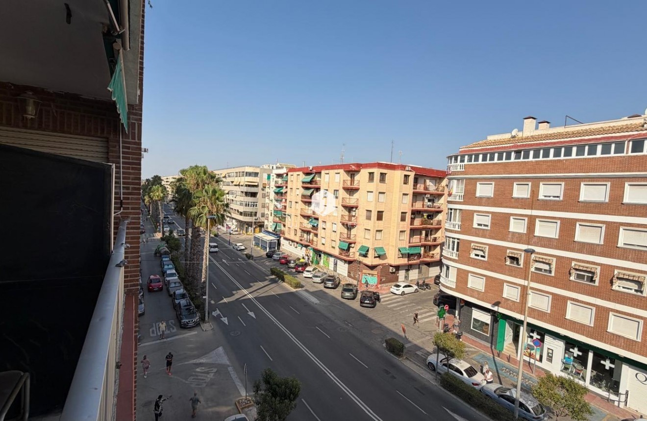 Resale - Apartment / flat -
Torrevieja - Acequion