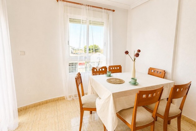 Resale - Apartment / flat -
Torrevieja - PARQUE DE LAS NACIONES