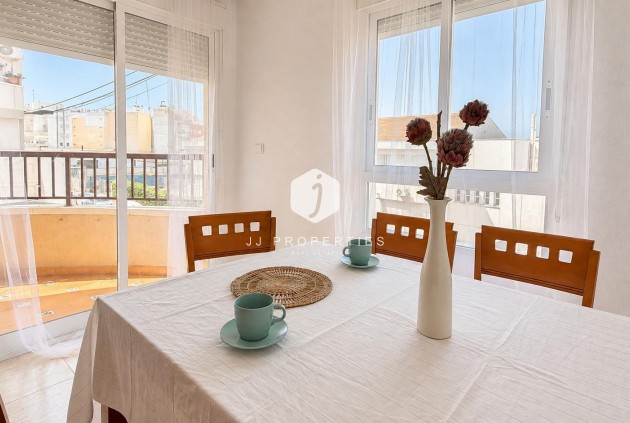 Resale - Apartment / flat -
Torrevieja - PARQUE DE LAS NACIONES