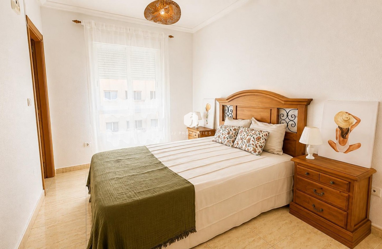 Resale - Apartment / flat -
Torrevieja - PARQUE DE LAS NACIONES