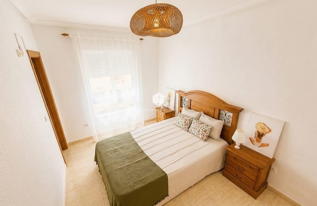 Resale - Apartment / flat -
Torrevieja - PARQUE DE LAS NACIONES