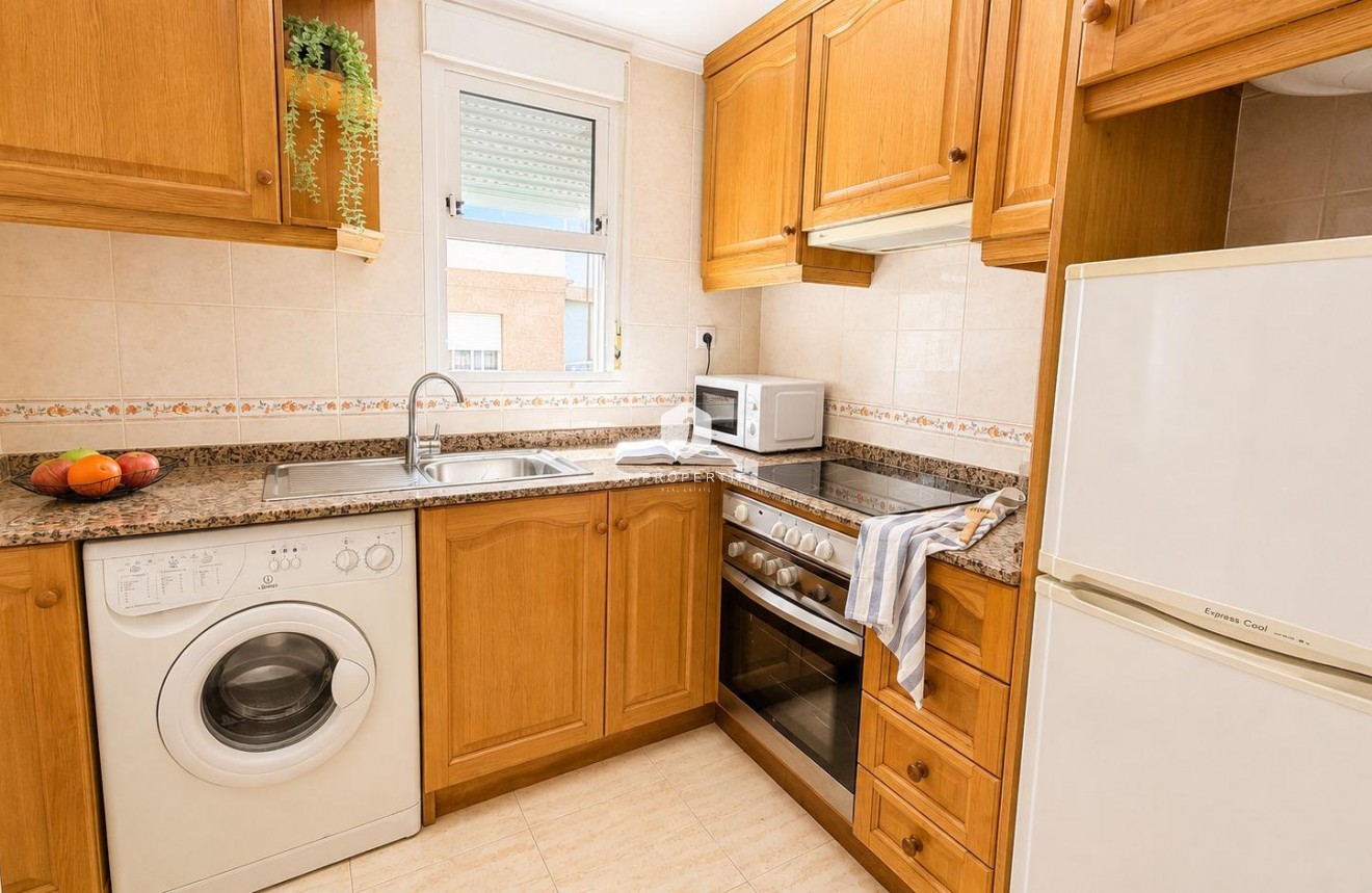 Resale - Apartment / flat -
Torrevieja - PARQUE DE LAS NACIONES