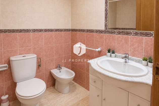 Resale - Apartment / flat -
Torrevieja - PARQUE DE LAS NACIONES