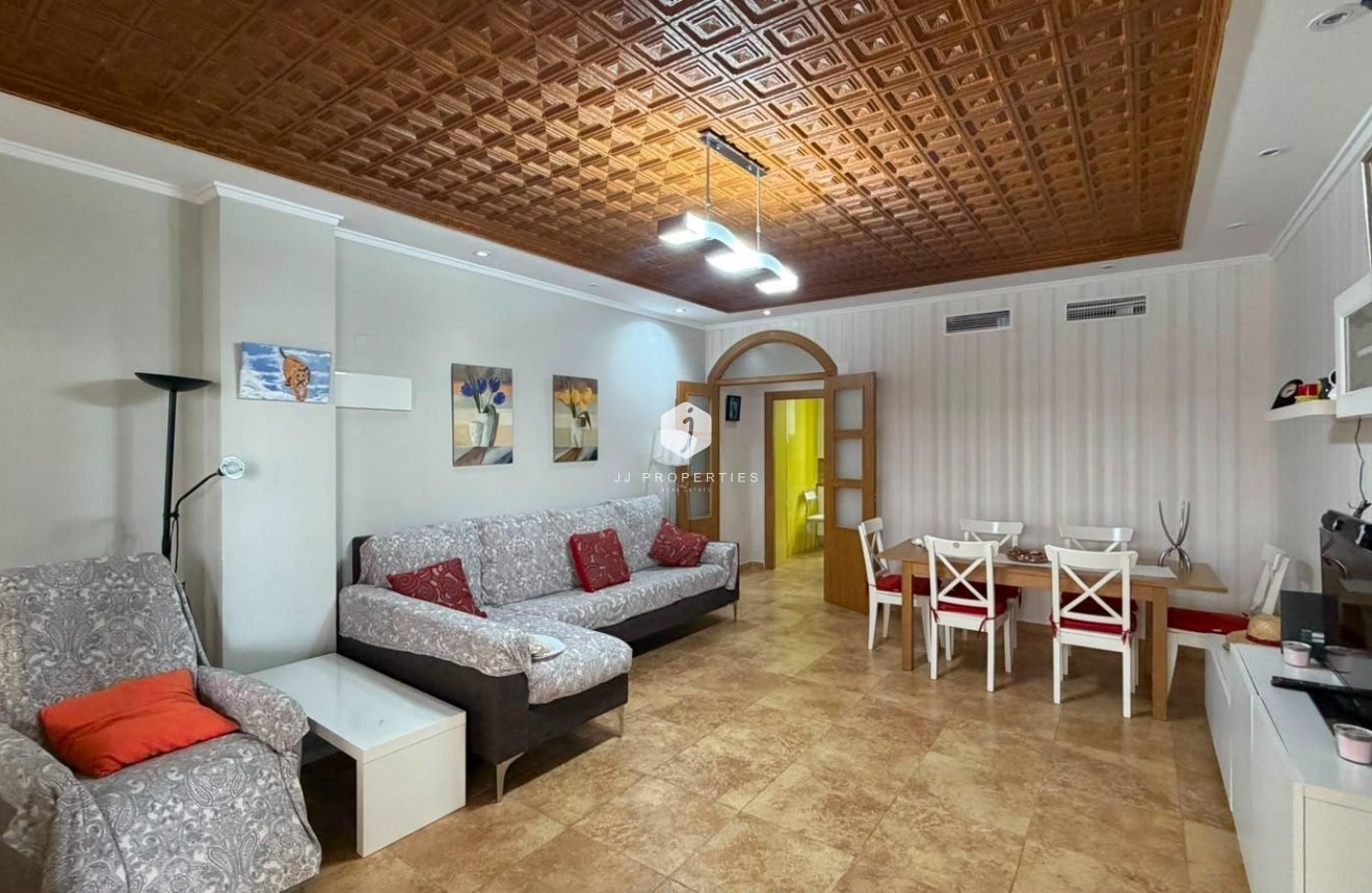 Tweedehands - Appartement / flat -
Torrevieja - Acequion