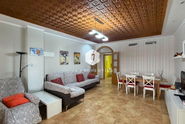 Tweedehands - Appartement / flat -
Torrevieja - Acequion
