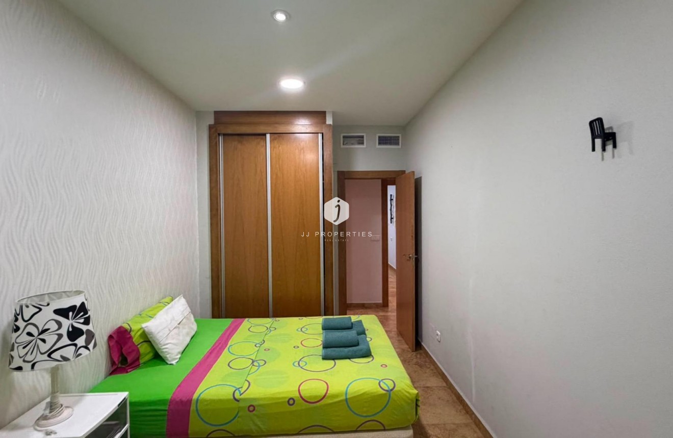 Tweedehands - Appartement / flat -
Torrevieja - Acequion
