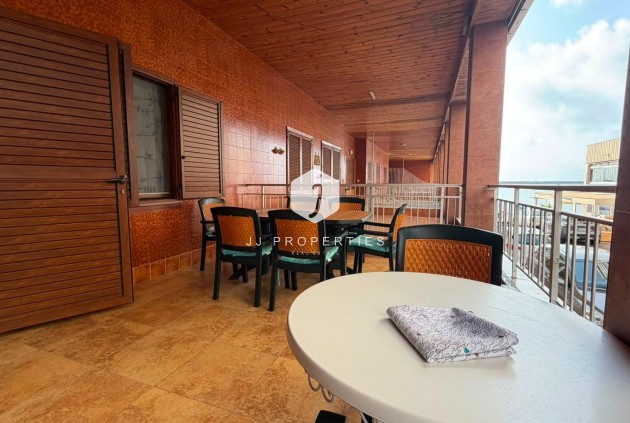 Tweedehands - Appartement / flat -
Torrevieja - Acequion