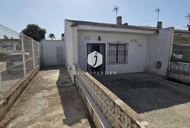 Z drugiej ręki - Szalet -
Torrevieja - Torreta Florida