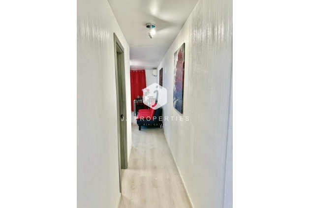 D'occasion - Appartement -
Torrevieja - Centro