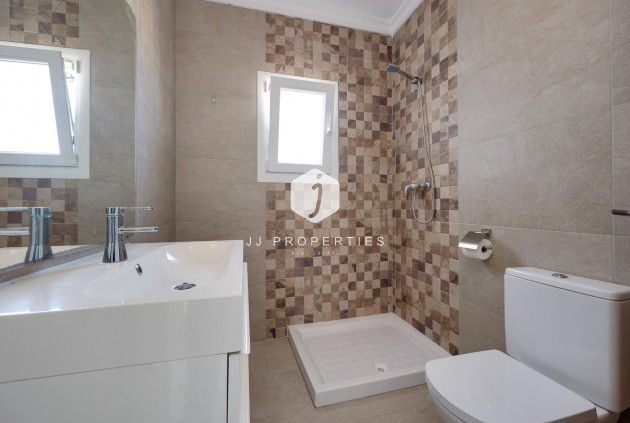 D'occasion - Villa -
Torrevieja - La Siesta - El Salado - Torreta