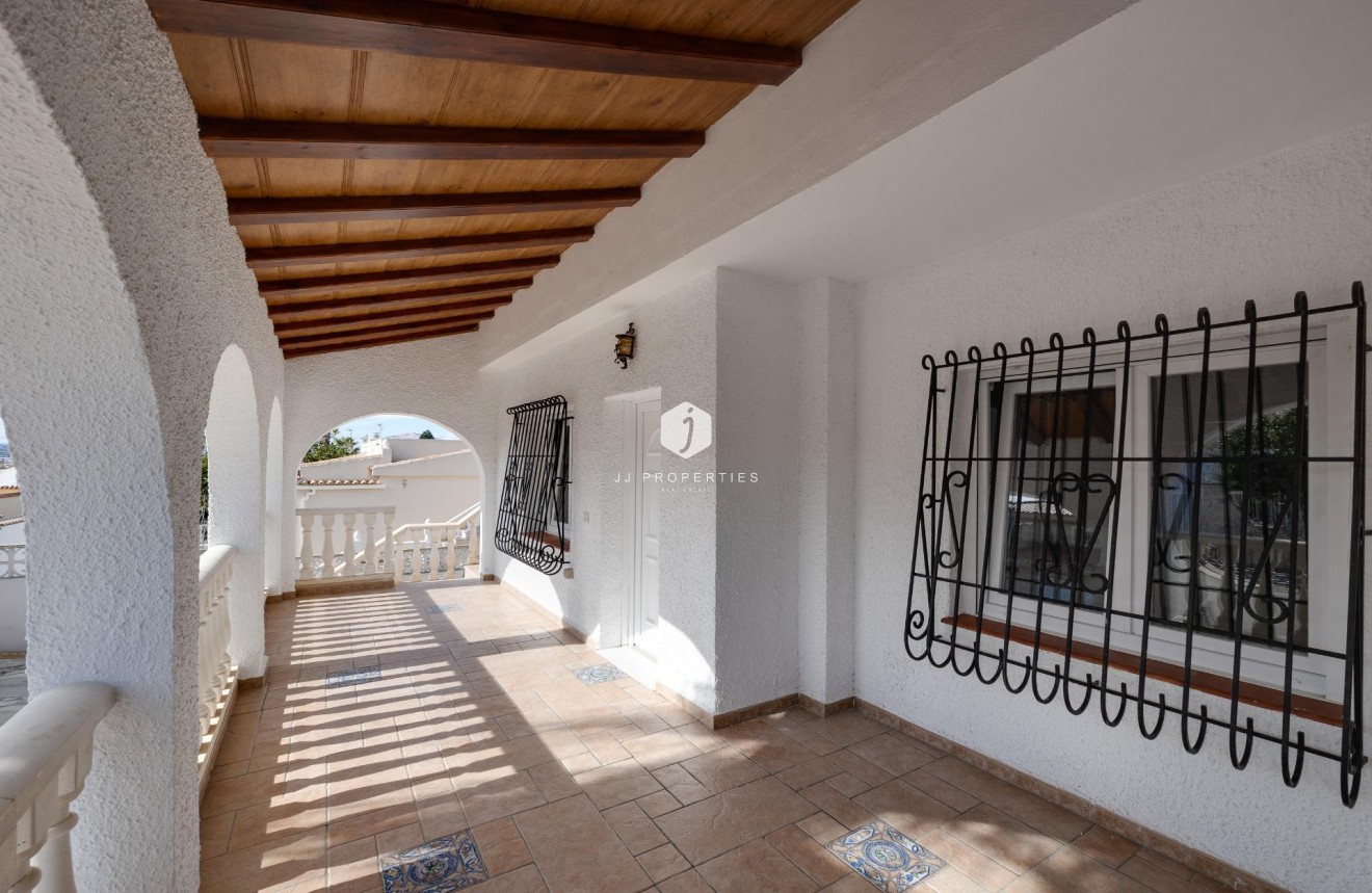 D'occasion - Villa -
Torrevieja - La Siesta - El Salado - Torreta