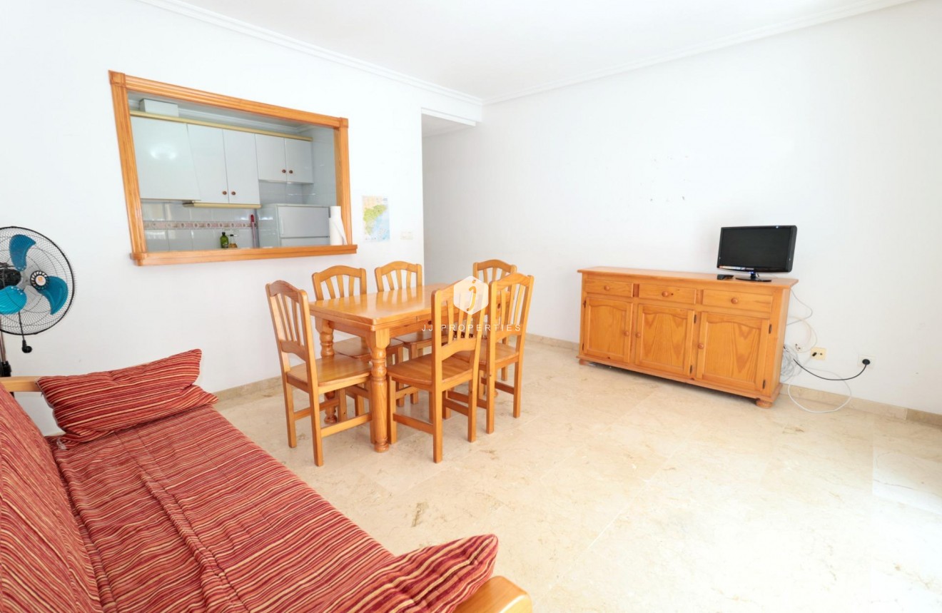 Tweedehands - Appartement / flat -
Torrevieja - Playa del Cura