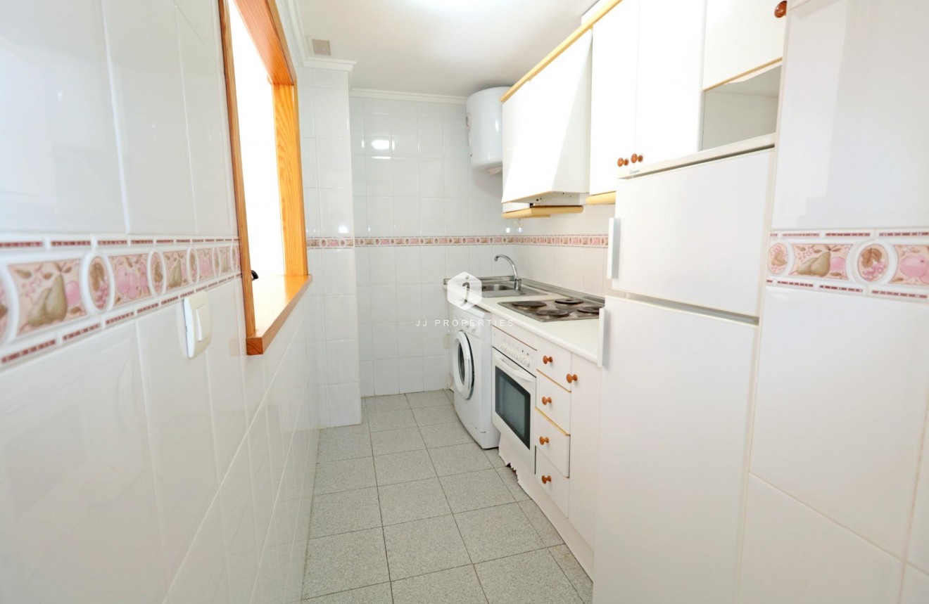 Tweedehands - Appartement / flat -
Torrevieja - Playa del Cura