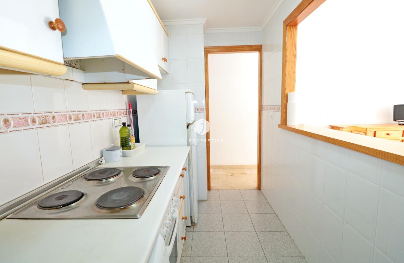 Tweedehands - Appartement / flat -
Torrevieja - Playa del Cura