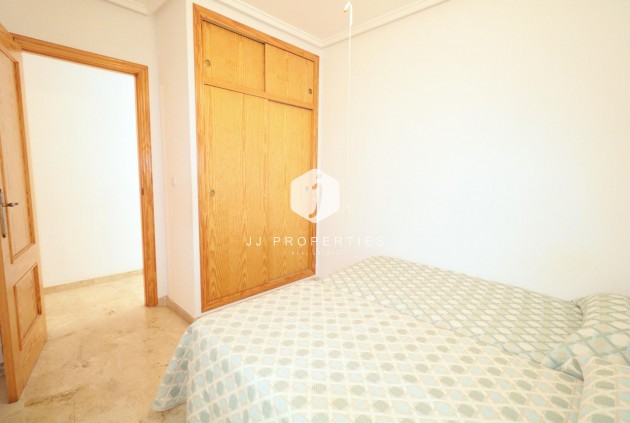 Tweedehands - Appartement / flat -
Torrevieja - Playa del Cura