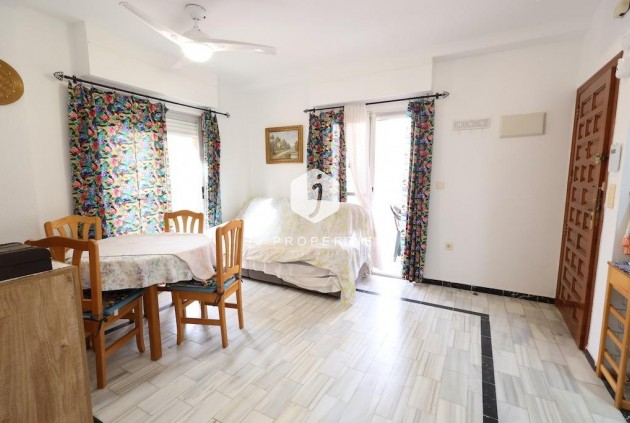 Resale - Apartment / flat -
Torrevieja - Costa Blanca