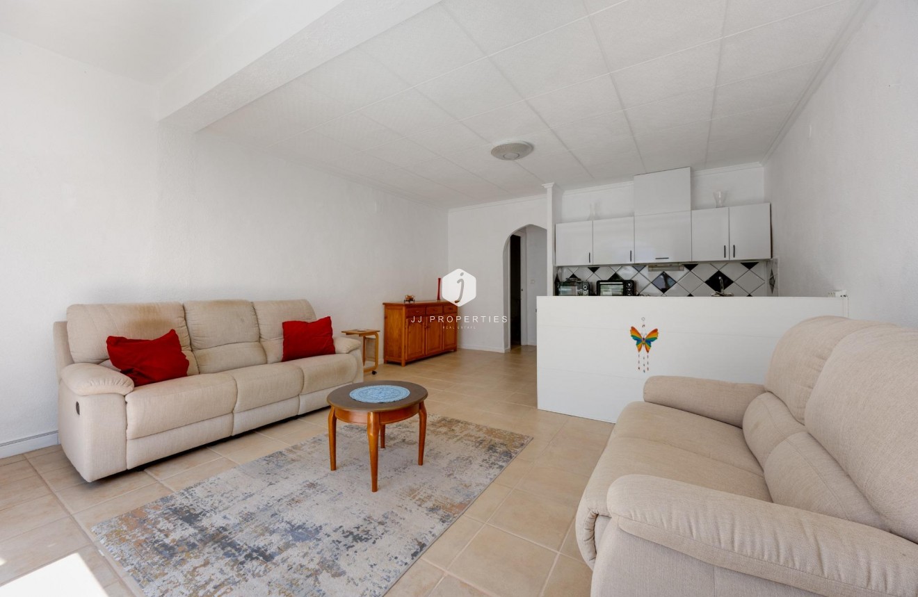 Z drugiej ręki - Szalet -
Torrevieja - La Siesta - El Salado - Torreta