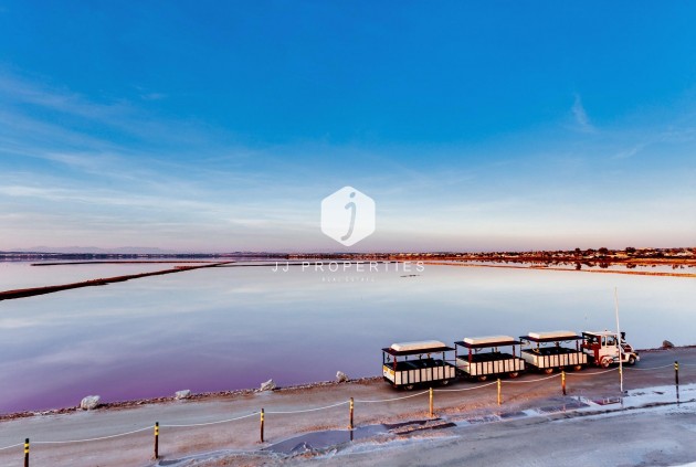 Z drugiej ręki - Szalet -
Torrevieja - La Siesta - El Salado - Torreta