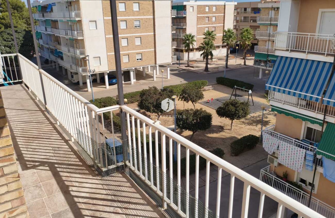Segunda mano - Ático -
Punta Prima - Costa Blanca