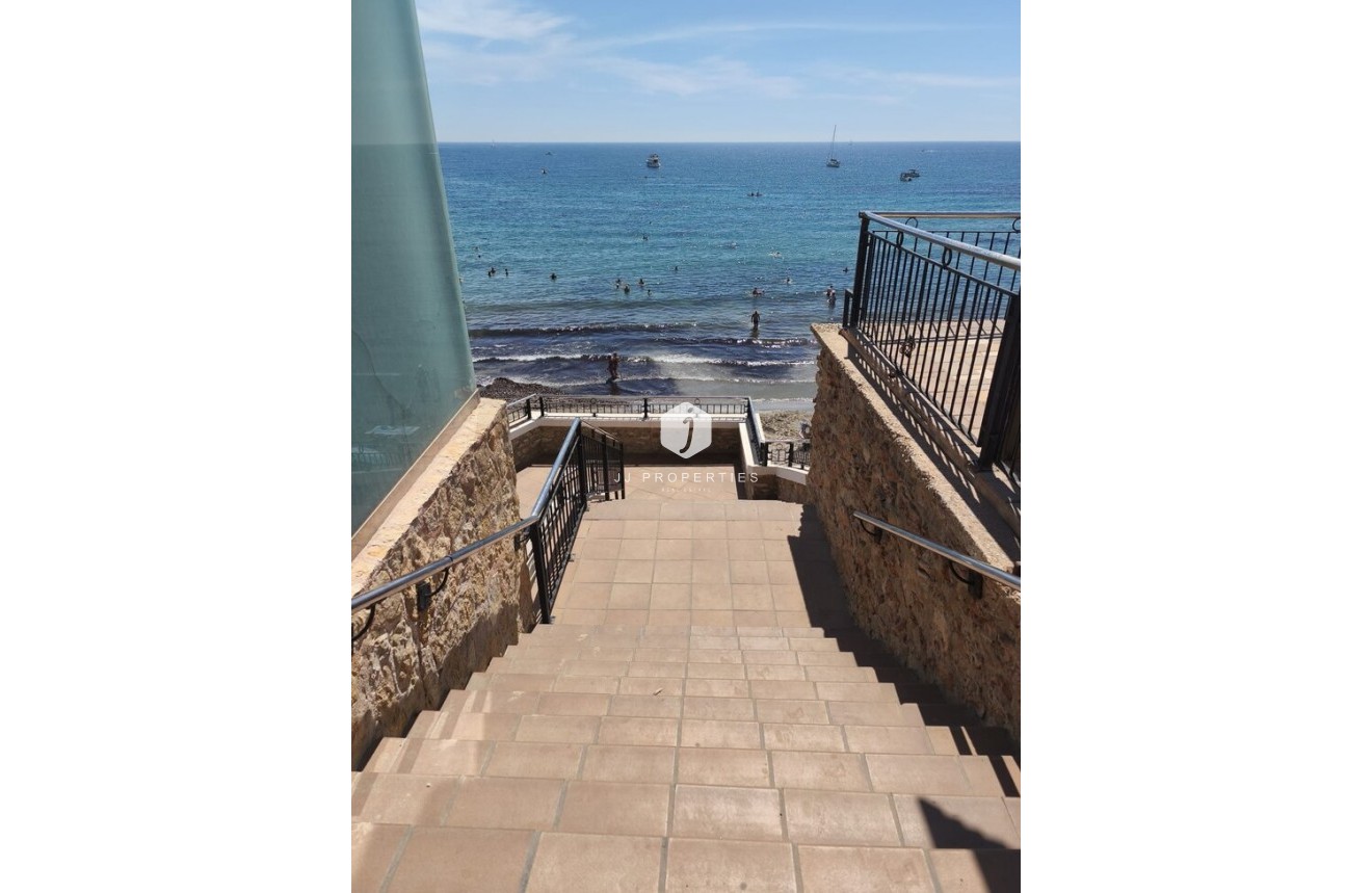 Segunda mano - Ático -
Punta Prima - Costa Blanca