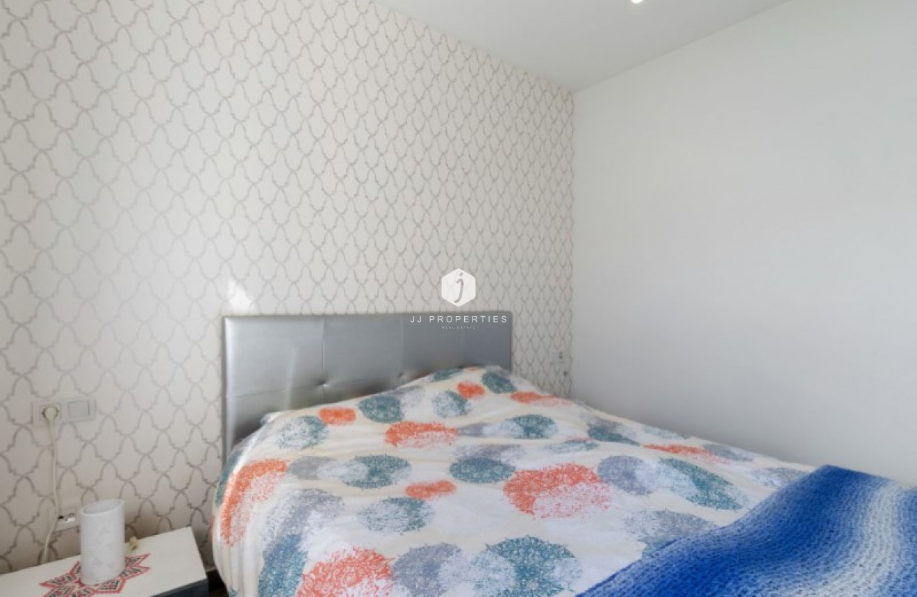 Resale - Apartment / flat -
Torrevieja - Costa Blanca