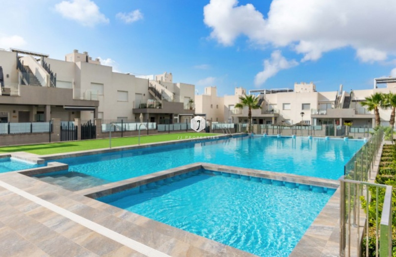 Resale - Apartment / flat -
Torrevieja - Costa Blanca