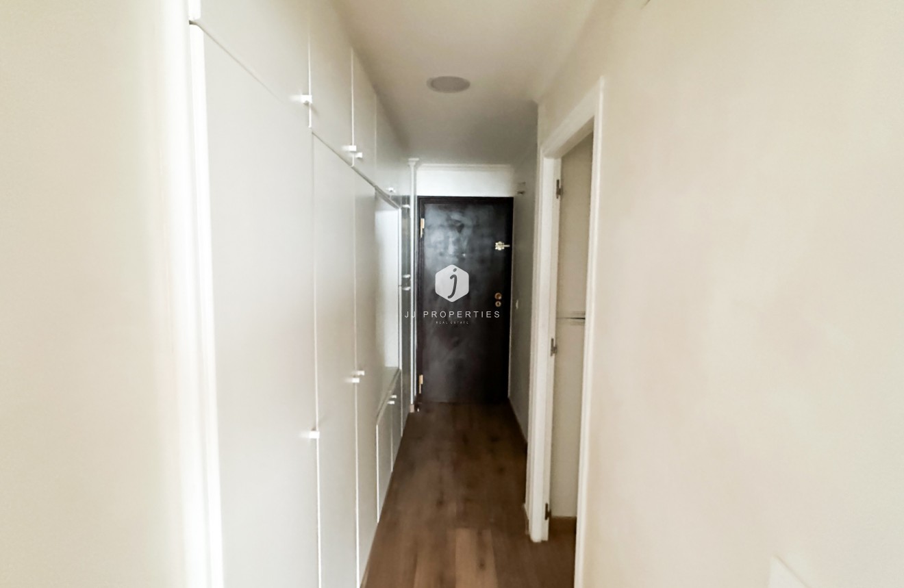 Resale - Apartment / flat -
Torrevieja - Costa Blanca