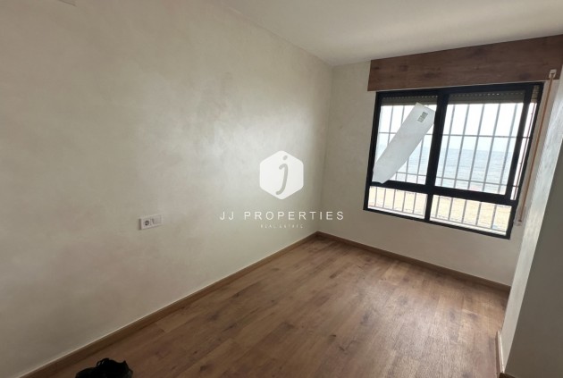 Resale - Apartment / flat -
Torrevieja - Costa Blanca