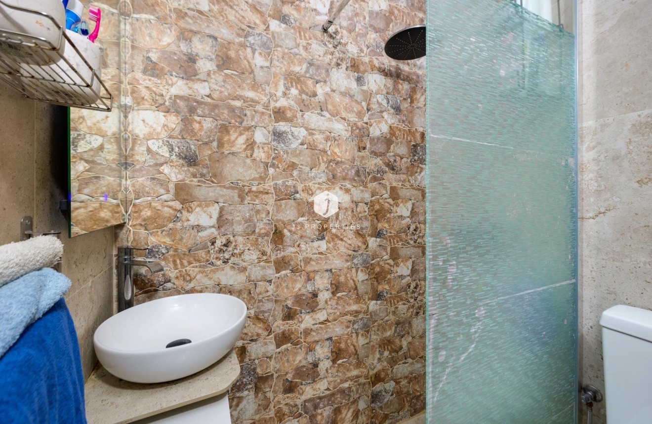D'occasion - Bungalow -
Torrevieja - La Siesta - El Salado - Torreta