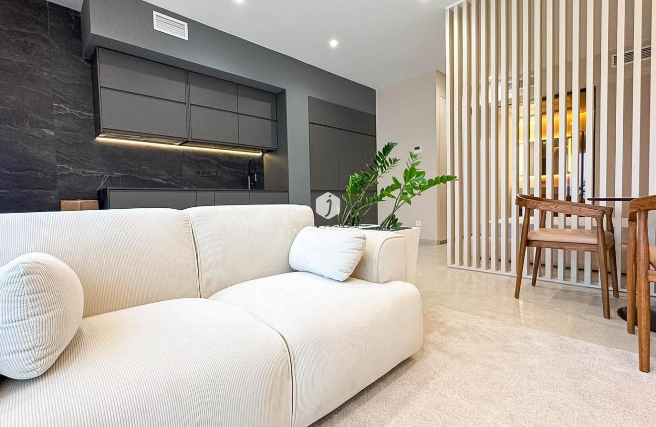 Segunda mano - Apartamento / piso -
Torrevieja - Playa de los Locos