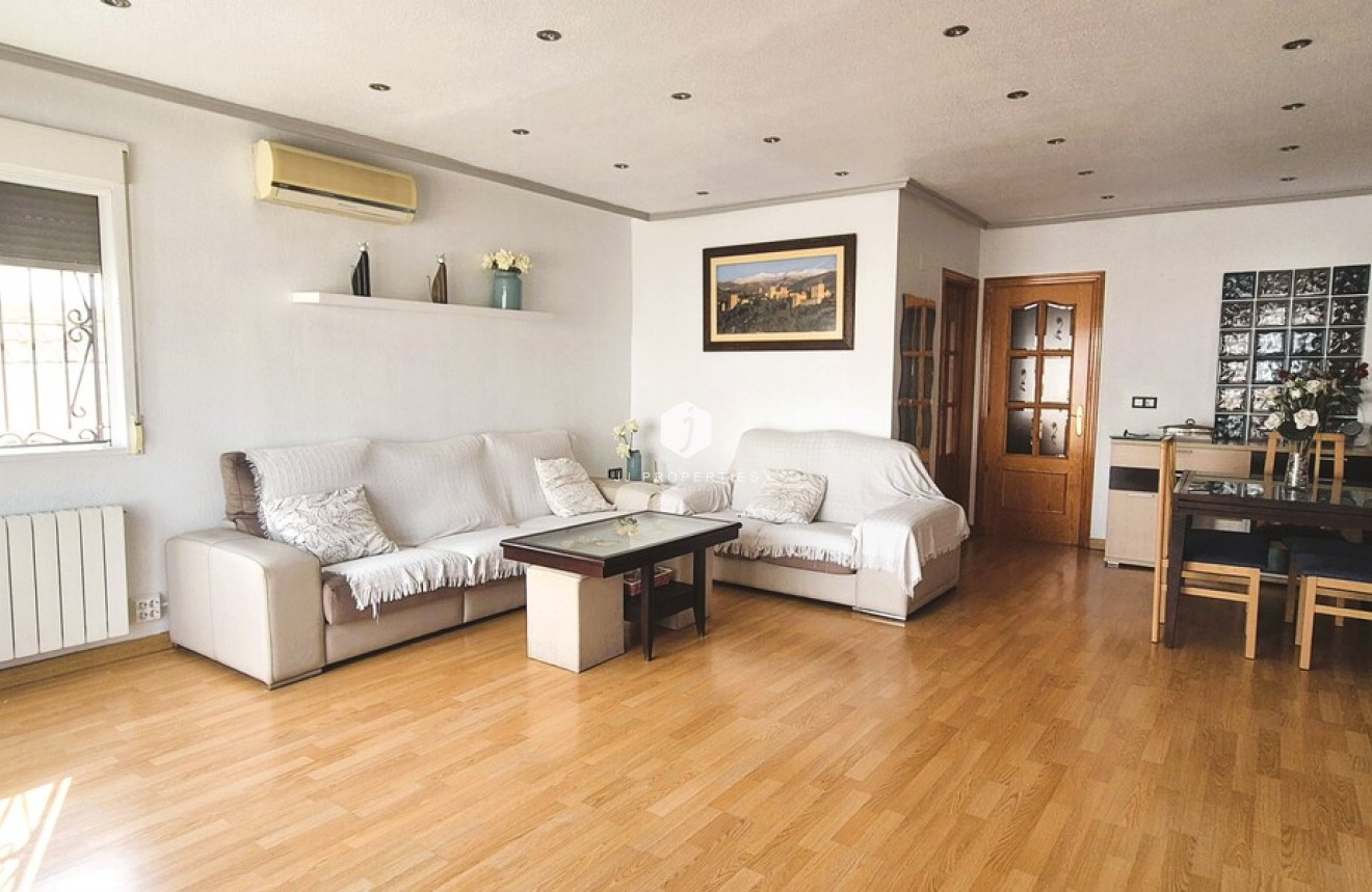 Tweedehands - Chalet -
Torrevieja - Costa Blanca