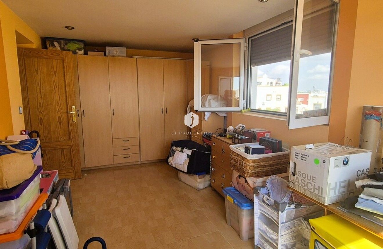 Tweedehands - Chalet -
Torrevieja - Costa Blanca