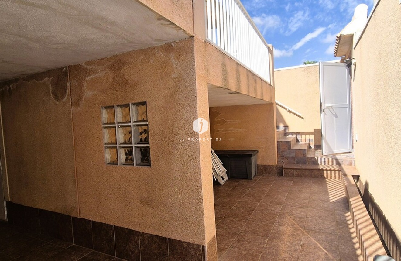 Tweedehands - Chalet -
Torrevieja - Costa Blanca