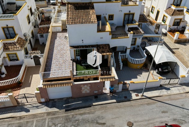 Tweedehands - Chalet -
Torrevieja - Costa Blanca