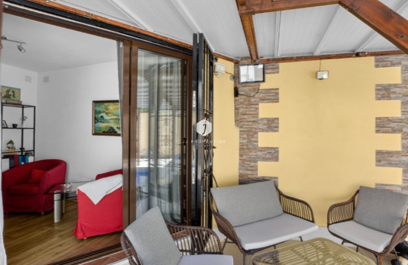 Aus zweiter Hand - Villa -
Torrevieja - Costa Blanca