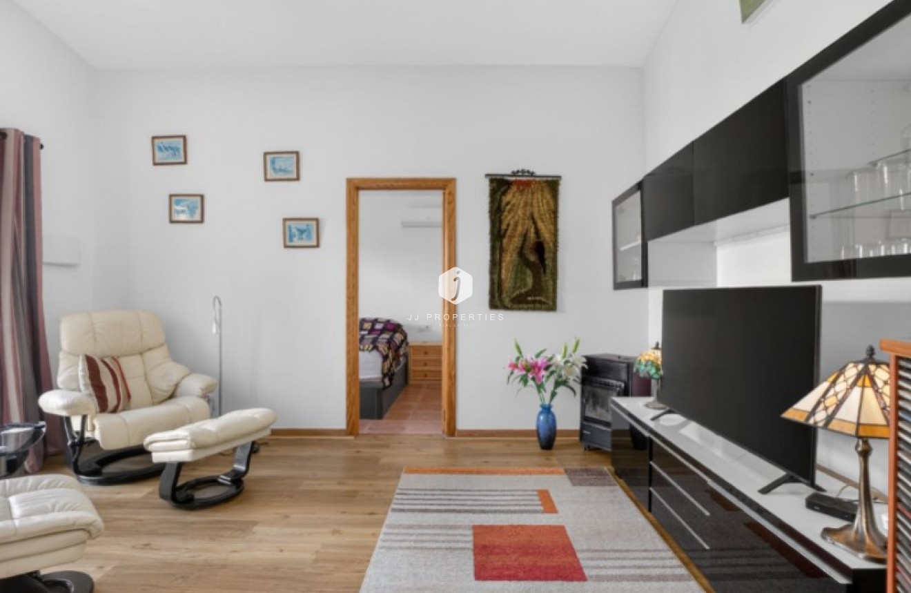 Aus zweiter Hand - Villa -
Torrevieja - Costa Blanca