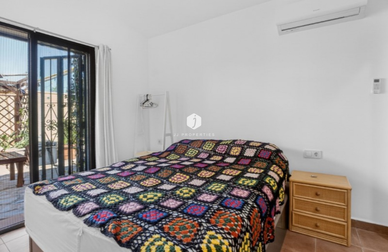 Aus zweiter Hand - Villa -
Torrevieja - Costa Blanca