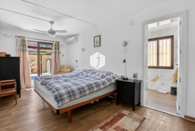Aus zweiter Hand - Villa -
Torrevieja - Costa Blanca