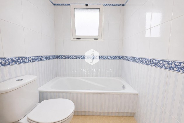 Aus zweiter Hand - Wohnung -
Torrevieja - Playa del Cura