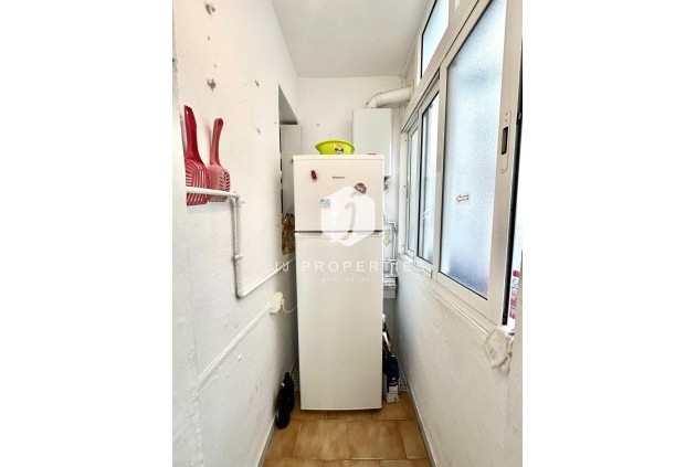Aus zweiter Hand - Wohnung -
Torrevieja - Estacion de autobuses
