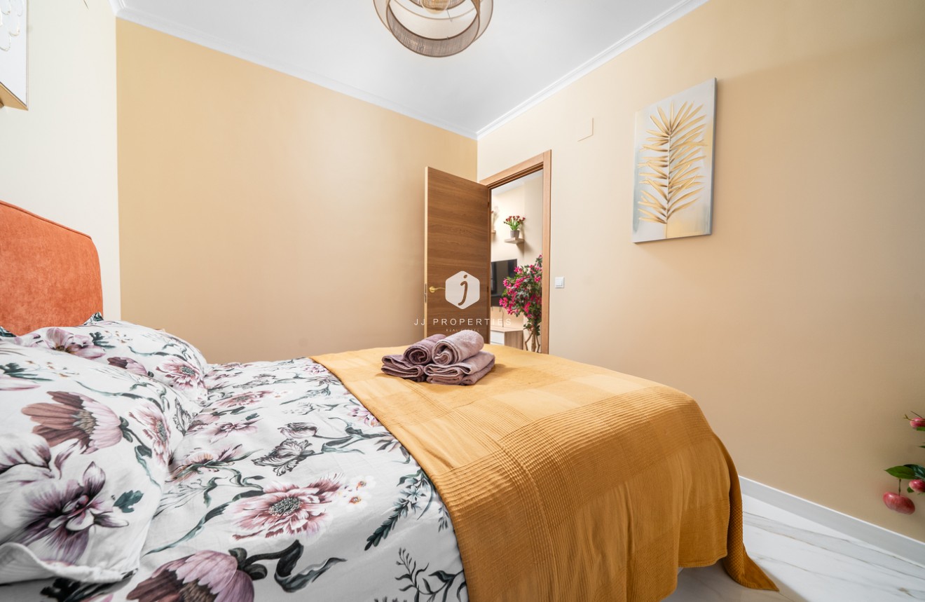 Resale - Apartment / flat -
La Mata - Costa Blanca