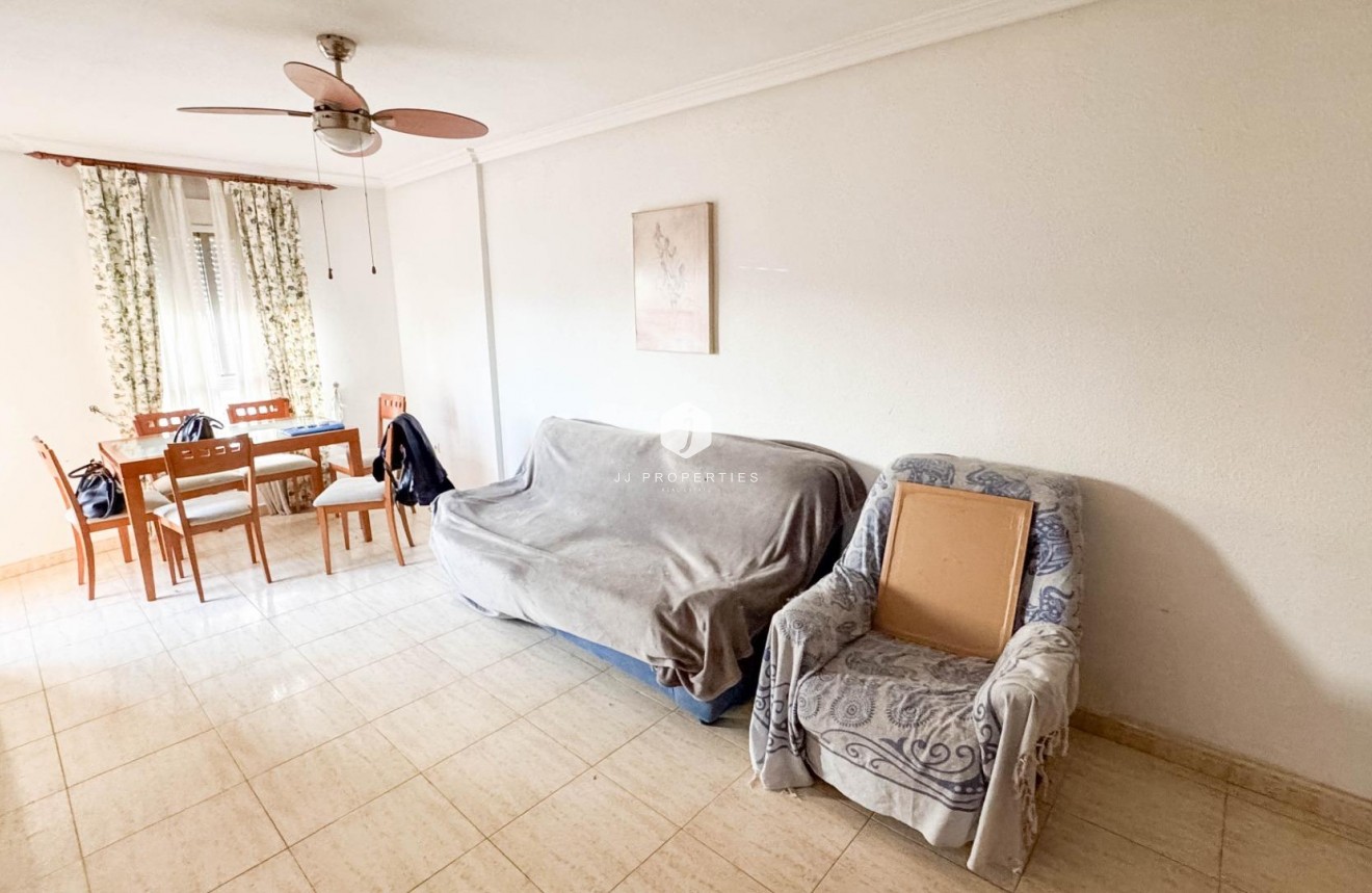 Resale - Apartment / flat -
Torrevieja - PARQUE DE LAS NACIONES