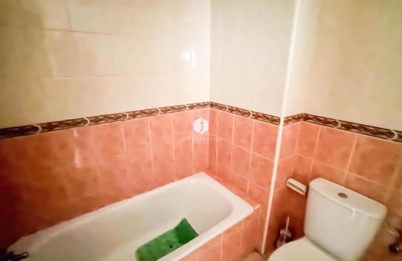 Resale - Apartment / flat -
Torrevieja - PARQUE DE LAS NACIONES
