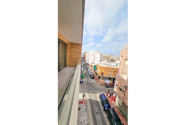 Aus zweiter Hand - Wohnung -
Torrevieja - Playa del Cura